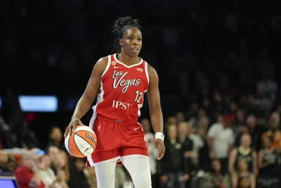 Chelsea Gray Reaches 2,000 Assists in Las Vegas Win