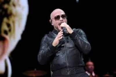 Pitbull Glasgow subway runs to 01:00 for Bellahouston Park gigs