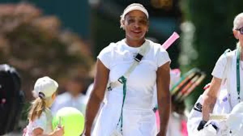 Serena Williams Takes Wimbledon Lead in 34-pound Weight Loss Return