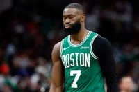 Shams: Jaylen Brown Trade Offers Put Celtics on the Clock
