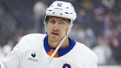 Anders Lee Signs 3-Year, $16.2 Million Deal With Utah Mammoth