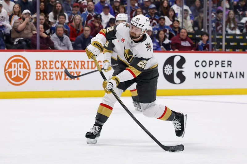 Cole Smith Signs Three-Year, $9 Million Deal With Chicago Blackhawks