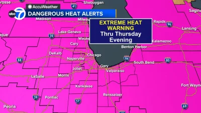 Brandon Johnson extends Chicago Weather cooling hours at Garfield Community Service Center