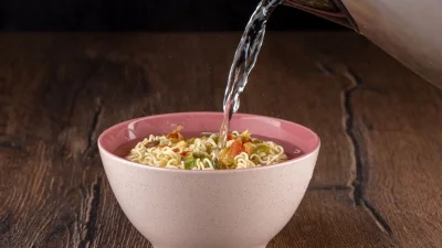 Euronews links over 100 Europe cases to Instant Noodles And Salmonella
