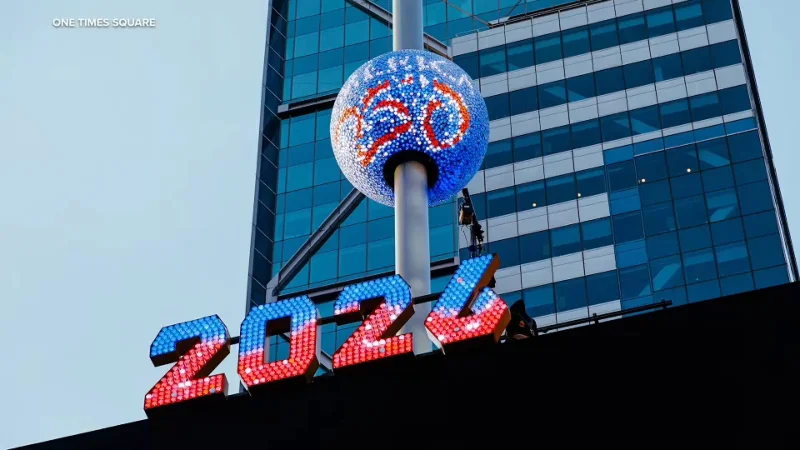 Times Square Ball Drops Eight Times for Ball Drop For Fourth Of July