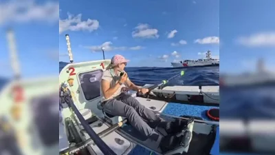 Kelsey Pfendler Nears Hawaii With Birthday Surprise in Pacific Ocean — Kelsey Rowing