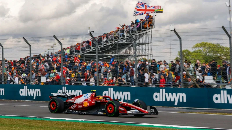 Lewis Hamilton Tops Silverstone Sprint Race Time in 1:28.376