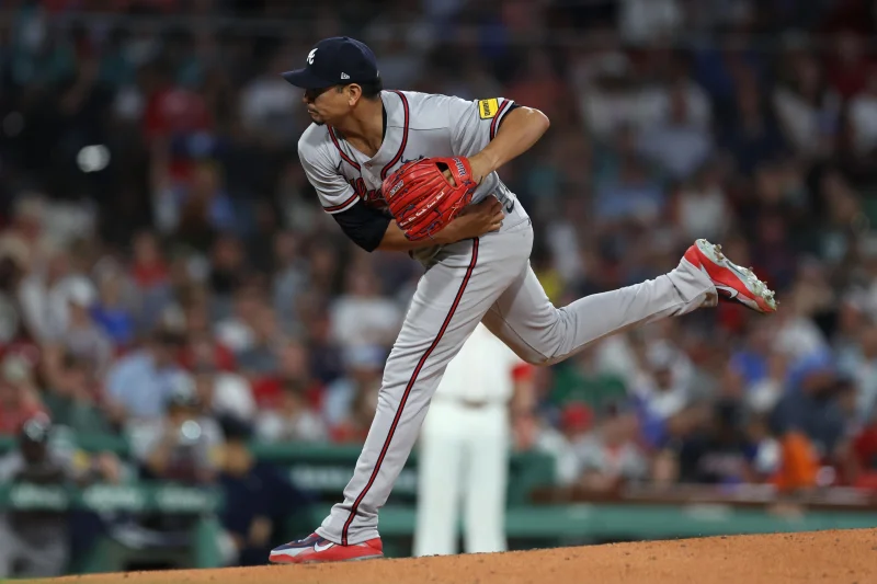 Carlos Carrasco returns for Braves' sixth roster move