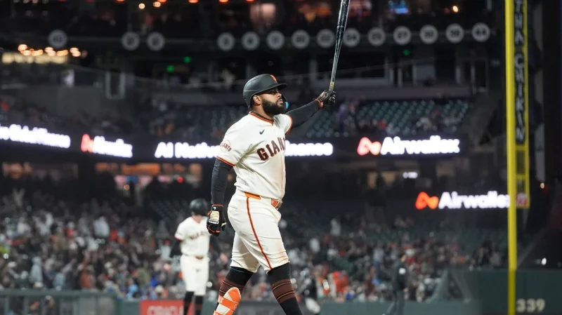 Heliot Ramos homers twice, drives in 5 in Giants' 10-1 win