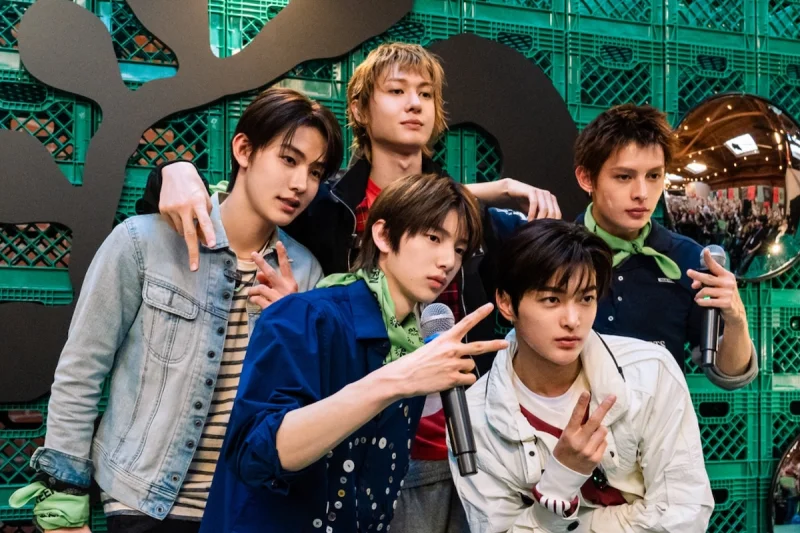 CORTIS Teases July 8 Cortis Lightstick Ahead of First Tour