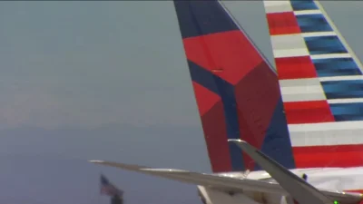 Delta Air Lines flight DAL 2725 makes Emergency Landing in Fresno
