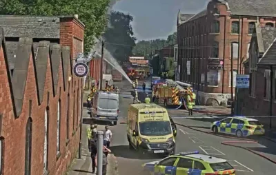 Nottinghamshire Fire & Rescue Service sends six appliances to Radford Road blaze — Nottingham Fire