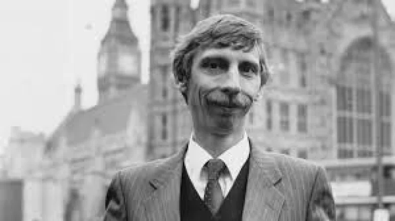 Sir George Howarth dies at 77 after almost 38 years