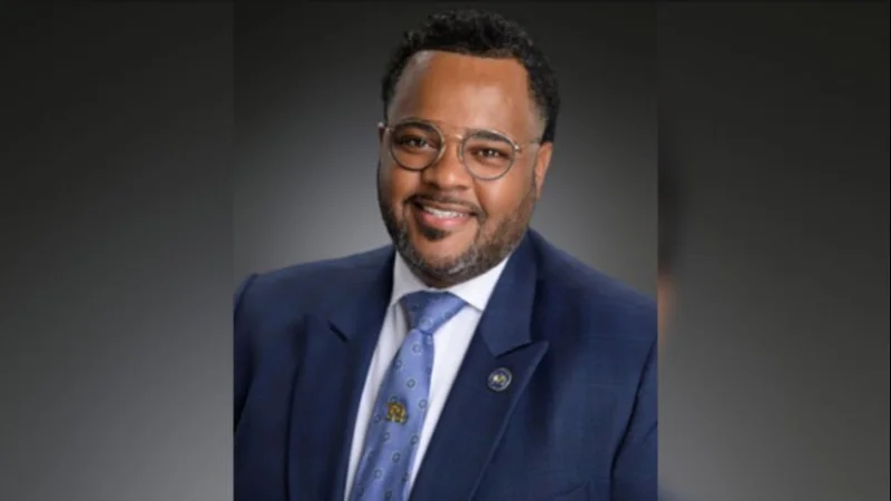 Larry Selders dead at 44 after Tuesday evening event