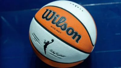 Robin Roberts Returns With Geno Auriemma for WNBA 30th Season