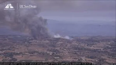 Riverside County crews battle 125-acre Volcano Fire near Murrieta