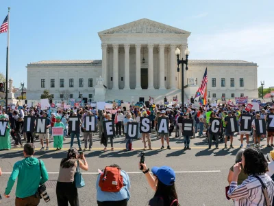 Trump Seeks Rehearing in Birthright Citizenship Supreme Court Case