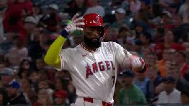 Jo Adell goes 3-for-4 with two RBI in Angels loss to Red Sox