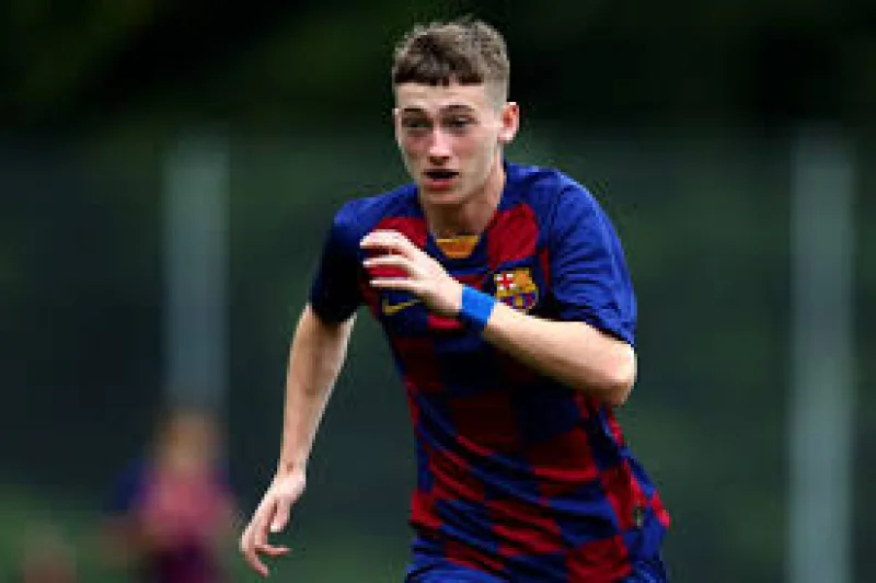 Louie Barry set for four-year Sheffield Wednesday move from Aston Villa