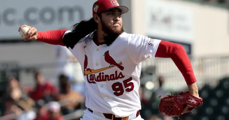 Luis Gastelum called up before Wednesday’s game vs. the Brewers as Cardinals try to steady a bruised bullpen