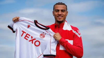 Aberdeen sign Nesta Guinness-walker on two-year deal as summer rebuild continues