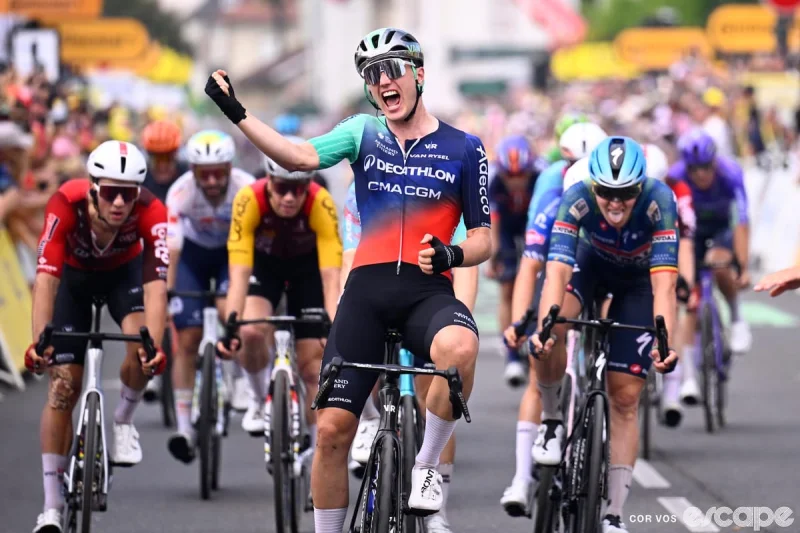 Olav Kooij wins Tour de France stage 5 in Pau after crash splits sprint finish