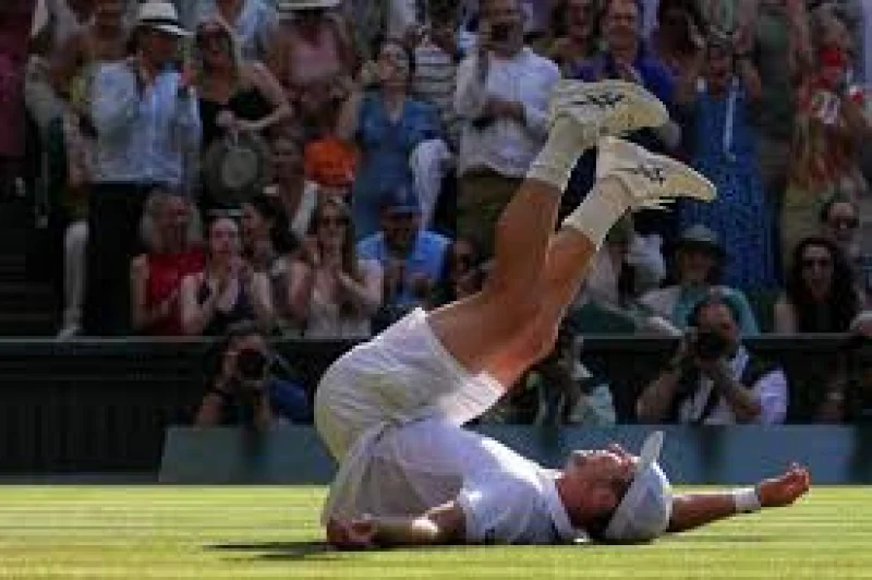 Alexander Zverev reaches first Wimbledon final after 7-6, 6-2, 6-4 win over Arthur Fery — Carlos Alcaraz angle still looms