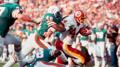John Riggins' No. 44 will be retired by the Washington Commanders on Nov. 8