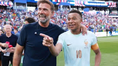 Jurgen Klopp says Liverpool arranged private jet for Kylian Mbappé family in failed 2017 pursuit — Jurgen Klopp Kylian Mbappé Liverpool