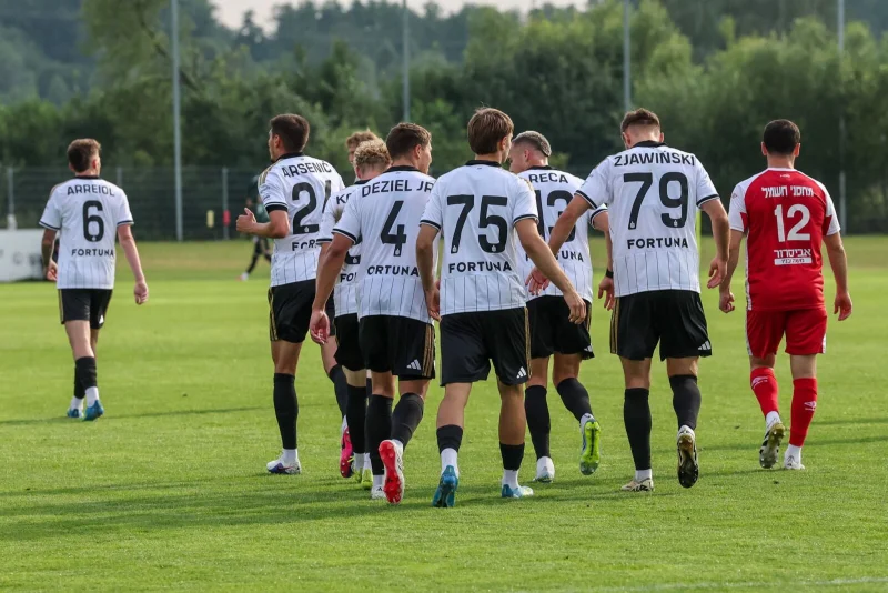 Legia Warszawa Vs Trenčín transmission page: Legia.Net puts the match front and centre