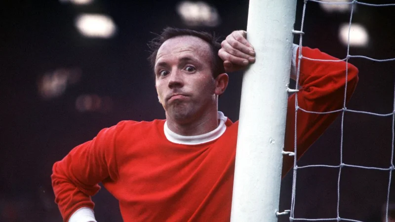 Full inquest into Nobby Stiles’s death ordered after brain injury review