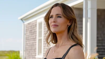 Jennifer Garner Leads Five-star Weekend Cast in Eight Episodes