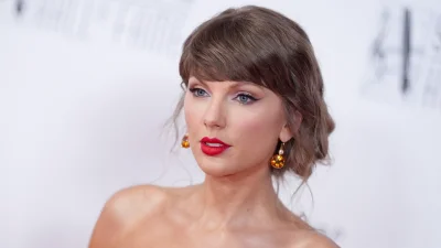 Taylor Swift Paid More Than $160,000 to New York City — Taylor Swift Nyc Wedding Fees