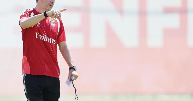 Lenglet and 18-year-old Jaden Umeh in Benfica's XI against Flamengo