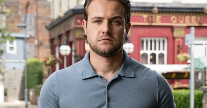 Matthew James-Bailey joins EastEnders as DC Craig Ingram