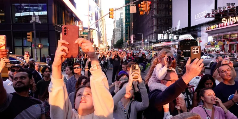 American Museum of Natural History sets Manhattanhenge block party for July 11