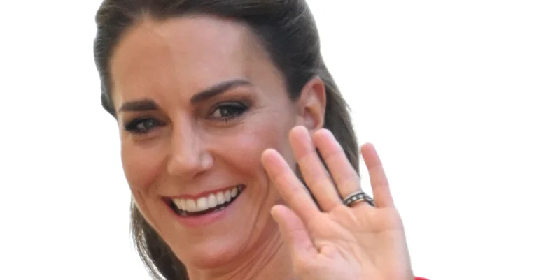 Princess Kate At Wimbledon In A Red Outfit: Kate Middleton presents trophies after women’s finals return
