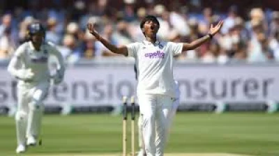 Yastika Bhatia 91 not out as India reach 250-4 at lunch