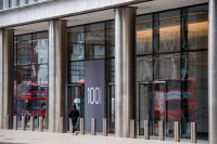 Freshfields Culls Partners as US expansion drives pay overhaul