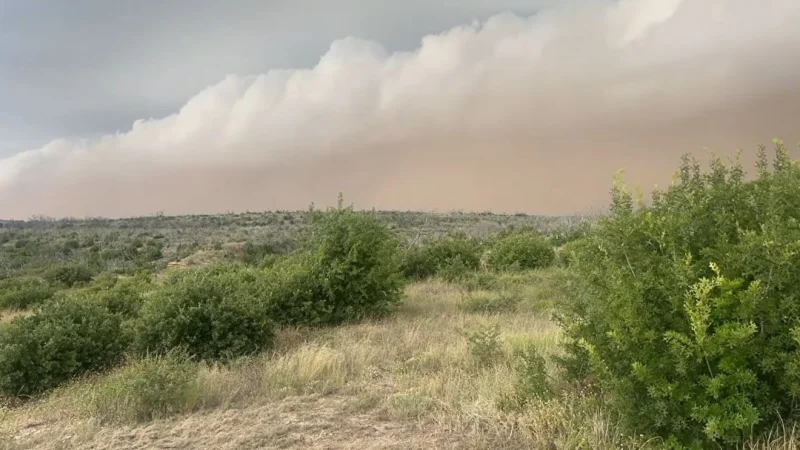 National Weather Service warns of Haboob risk in El Paso Friday