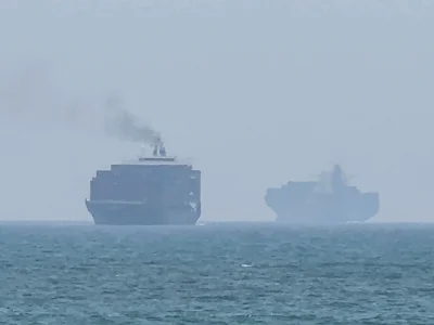 US strikes Iran at 2100 GMT as Iran–hormuz War widens