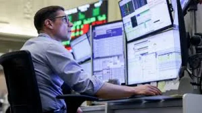 Kospi Stock Falls 5.6% as Seoul Market Reels