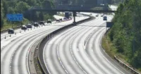 M62 crash stops traffic between Birchwood and the M60
