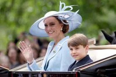 Princess Kate presents women's singles final trophy at Wimbledon on July 11