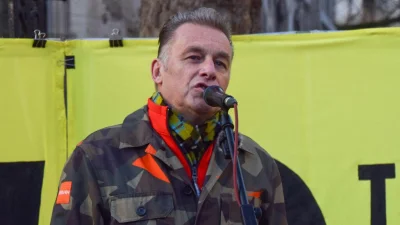 Jeremy Clarkson rebukes Chris Packham over 2012 Diddly Squat remarks
