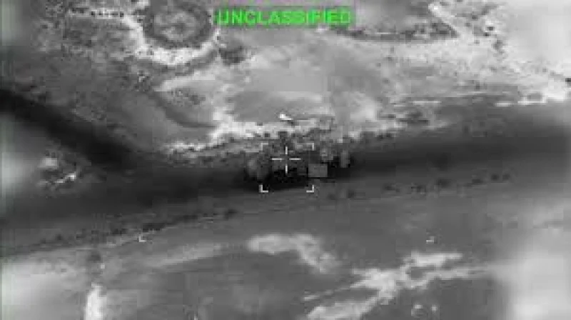 Donald Trump reinforces U.s. Strikes Iranian Submarine Base, blocks shipping