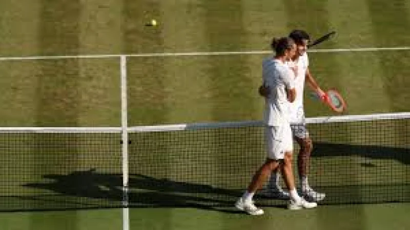 Alexander Zverev tops Taylor Fritz 6-4, 6-4, 6-2 for first Wimbledon semifinal — Camilo Ugo Carabelli