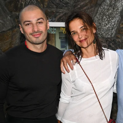 Katie Holmes steps out with Jason Bard Yarmosky in the Hamptons