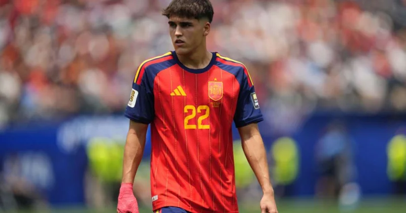 Pedro Porro says there are no favourites for Spain vs France — Porro