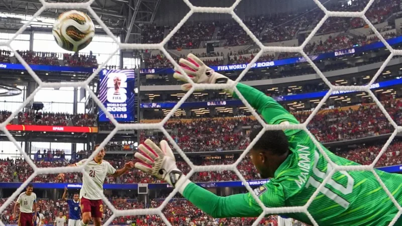 Oyarzabal segna su rigore: Spain France 1-0 all’intervallo